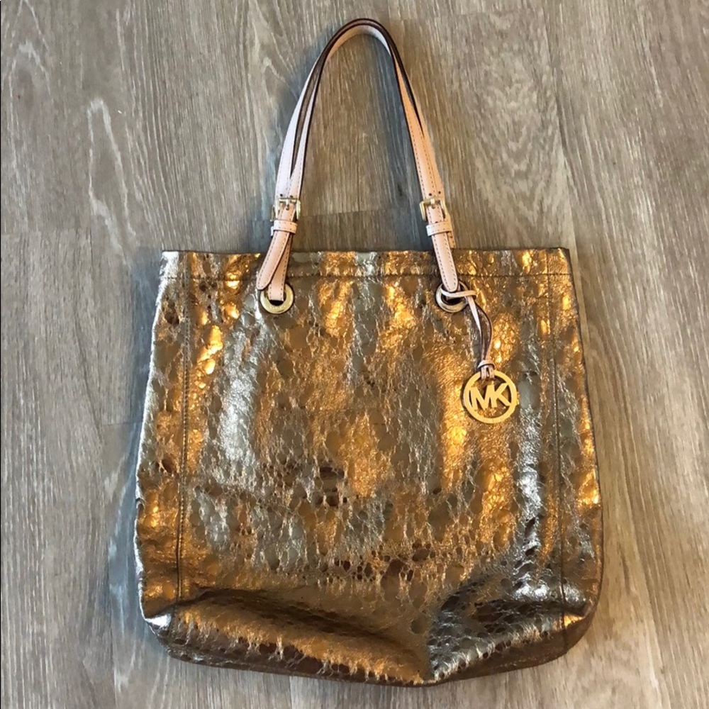 Gold MICHAEL Michael Kors shoulder tote purse